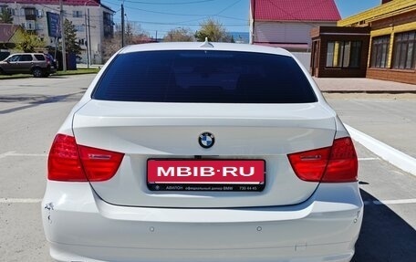 BMW 3 серия, 2011 год, 1 090 000 рублей, 2 фотография