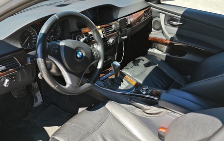 BMW 3 серия, 2011 год, 1 090 000 рублей, 13 фотография