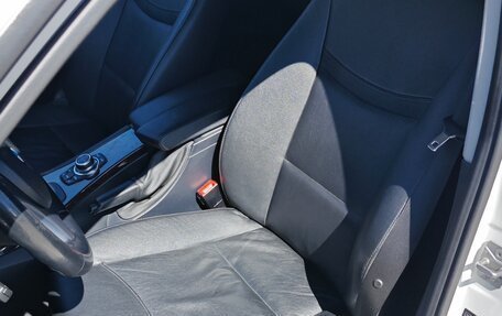 BMW 3 серия, 2011 год, 1 090 000 рублей, 12 фотография