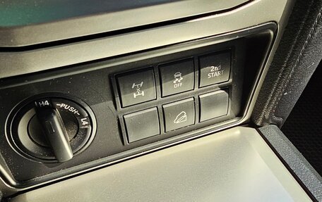 Toyota Land Cruiser Prado 150 рестайлинг 2, 2020 год, 5 700 000 рублей, 11 фотография
