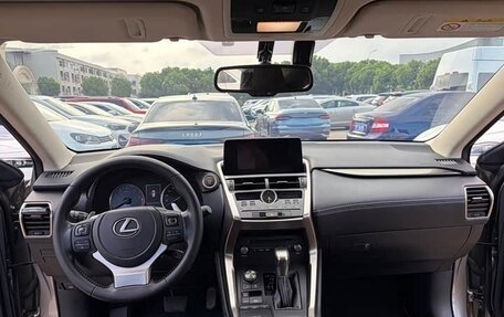 Lexus NX I, 2020 год, 3 300 000 рублей, 6 фотография