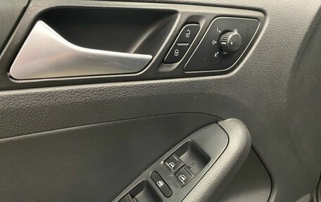 Volkswagen Jetta VI, 2013 год, 999 000 рублей, 8 фотография