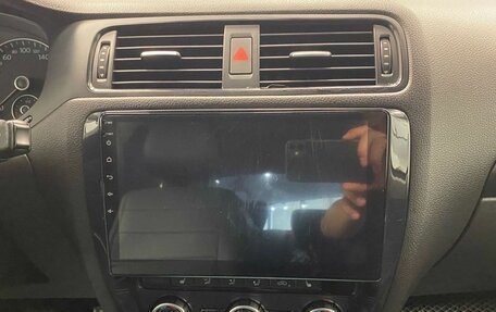 Volkswagen Jetta VI, 2013 год, 999 000 рублей, 12 фотография