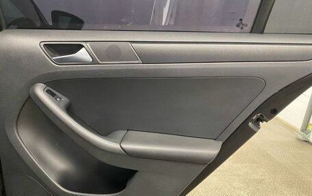 Volkswagen Jetta VI, 2013 год, 999 000 рублей, 17 фотография