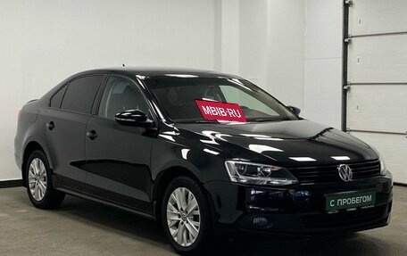 Volkswagen Jetta VI, 2013 год, 999 000 рублей, 23 фотография