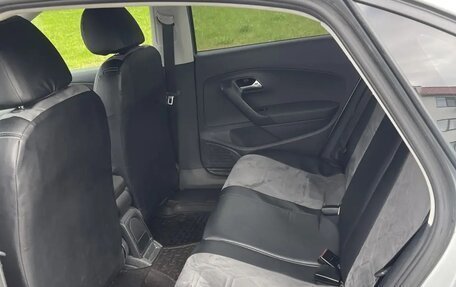 Volkswagen Polo VI (EU Market), 2017 год, 650 000 рублей, 5 фотография