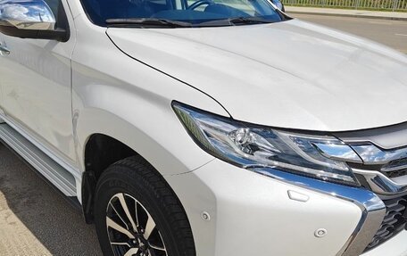 Mitsubishi Pajero Sport III рестайлинг, 2020 год, 3 695 000 рублей, 8 фотография