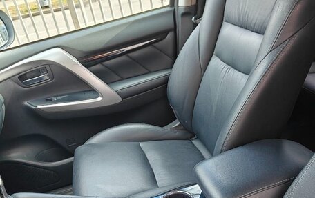Mitsubishi Pajero Sport III рестайлинг, 2020 год, 3 695 000 рублей, 33 фотография