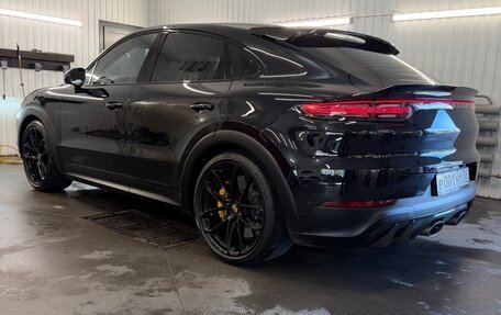 Porsche Cayenne III, 2022 год, 15 500 000 рублей, 2 фотография