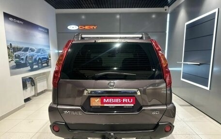 Nissan X-Trail, 2010 год, 900 000 рублей, 4 фотография