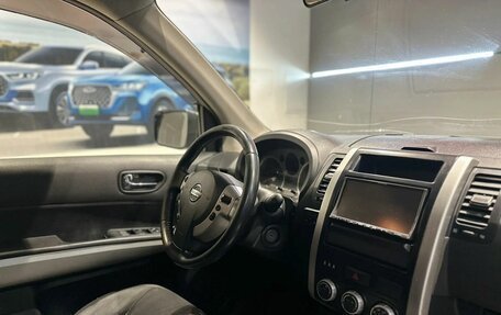 Nissan X-Trail, 2010 год, 900 000 рублей, 17 фотография