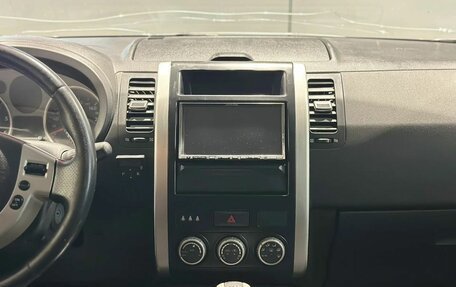 Nissan X-Trail, 2010 год, 900 000 рублей, 15 фотография