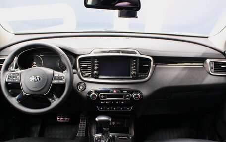 KIA Sorento III Prime рестайлинг, 2018 год, 3 249 900 рублей, 8 фотография