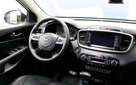 KIA Sorento III Prime рестайлинг, 2018 год, 3 249 900 рублей, 9 фотография