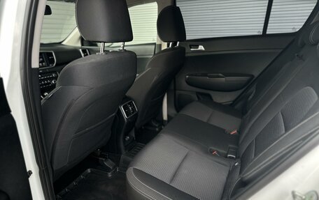 KIA Sportage IV рестайлинг, 2021 год, 2 490 000 рублей, 11 фотография