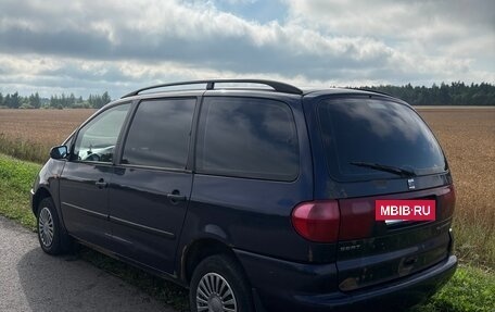 SEAT Alhambra II рестайлинг, 2000 год, 370 000 рублей, 4 фотография