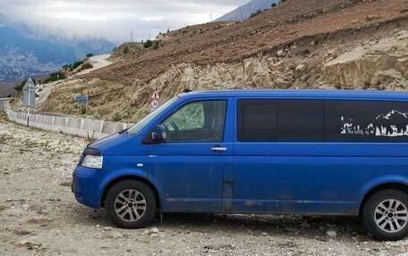 Volkswagen Caravelle T5, 2006 год, 1 250 000 рублей, 4 фотография