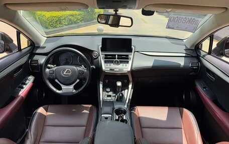 Lexus NX I, 2019 год, 2 180 000 рублей, 6 фотография