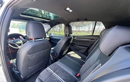 Volkswagen Golf VIII, 2022 год, 1 560 000 рублей, 9 фотография