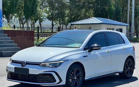 Volkswagen Golf VIII, 2022 год, 1 560 000 рублей, 1 фотография