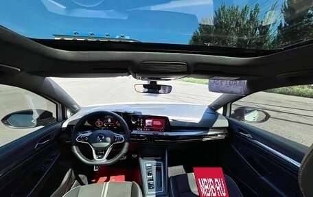 Volkswagen Golf VIII, 2022 год, 1 560 000 рублей, 8 фотография