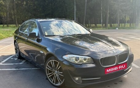 BMW 5 серия, 2012 год, 1 590 000 рублей, 8 фотография