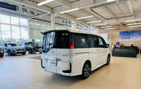 Honda Stepwgn IV, 2021 год, 2 229 000 рублей, 7 фотография