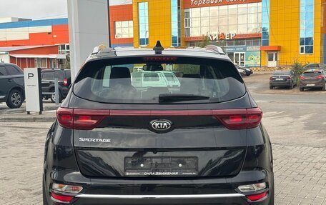 KIA Sportage IV рестайлинг, 2020 год, 2 350 000 рублей, 6 фотография