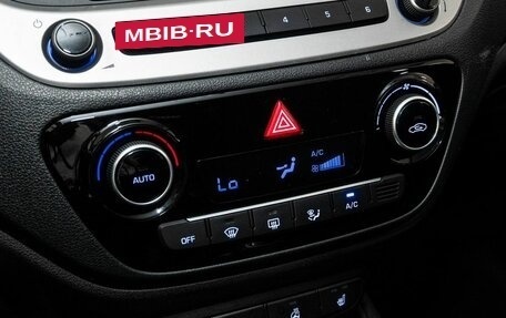 Hyundai Solaris II рестайлинг, 2018 год, 1 348 000 рублей, 11 фотография
