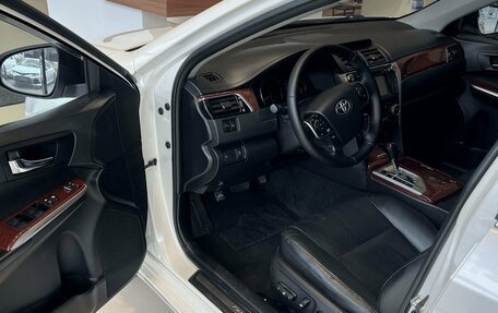 Toyota Camry, 2014 год, 1 430 000 рублей, 7 фотография