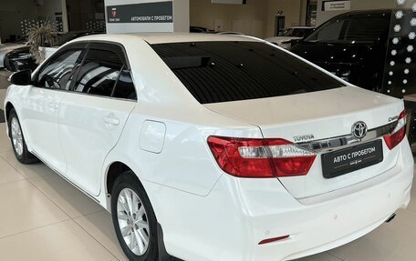 Toyota Camry, 2014 год, 1 430 000 рублей, 6 фотография