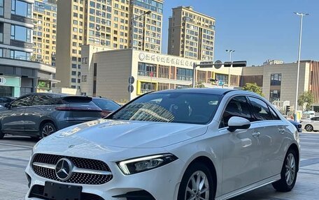 Mercedes-Benz A-Класс, 2021 год, 1 693 000 рублей, 1 фотография