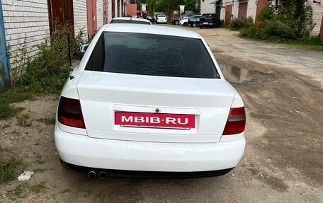 Audi A4, 1996 год, 285 000 рублей, 6 фотография