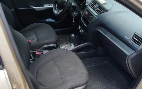 KIA Rio III рестайлинг, 2012 год, 630 000 рублей, 9 фотография