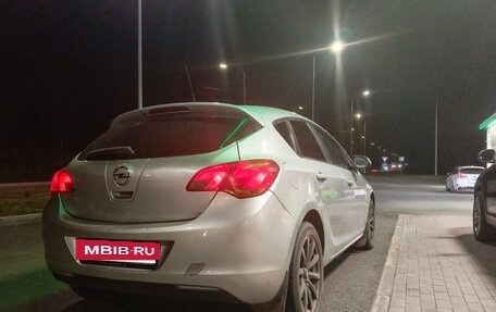 Opel Astra J, 2011 год, 600 000 рублей, 7 фотография