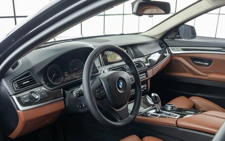 BMW 5 серия, 2016 год, 2 599 000 рублей, 11 фотография