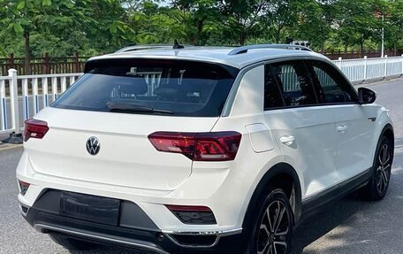 Volkswagen T-Roc I, 2022 год, 1 603 000 рублей, 4 фотография