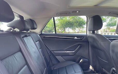 Volkswagen T-Roc I, 2022 год, 1 603 000 рублей, 18 фотография