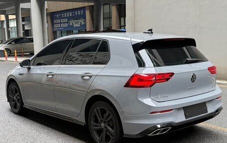 Volkswagen Golf VIII, 2022 год, 1 580 000 рублей, 3 фотография