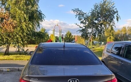 KIA Rio III рестайлинг, 2015 год, 1 050 000 рублей, 2 фотография