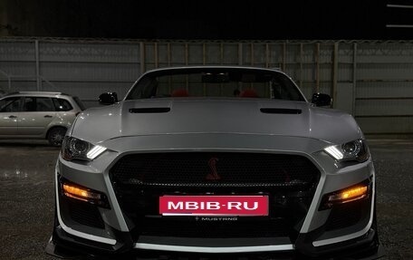 Ford Mustang VI рестайлинг, 2019 год, 3 200 000 рублей, 1 фотография