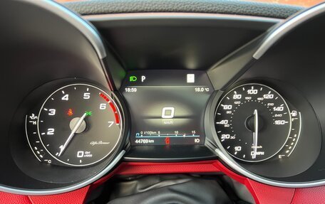 Alfa Romeo Giulia II, 2021 год, 3 850 000 рублей, 10 фотография