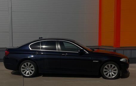 BMW 5 серия, 2013 год, 1 550 000 рублей, 2 фотография