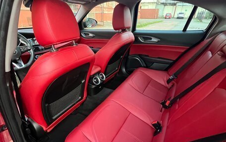Alfa Romeo Giulia II, 2021 год, 3 850 000 рублей, 13 фотография