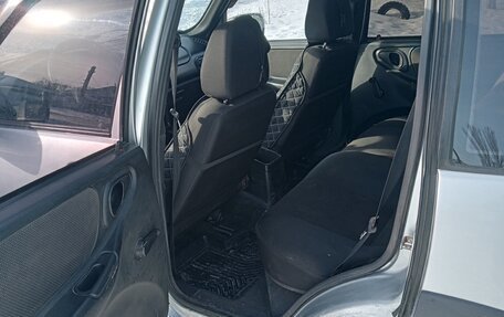 Chevrolet Niva I рестайлинг, 2011 год, 370 000 рублей, 8 фотография