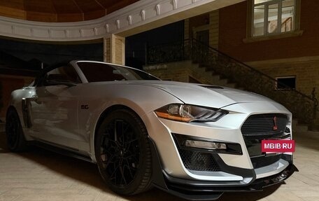 Ford Mustang VI рестайлинг, 2019 год, 3 200 000 рублей, 4 фотография