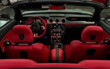 Ford Mustang VI рестайлинг, 2019 год, 3 200 000 рублей, 12 фотография