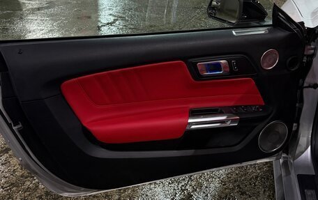 Ford Mustang VI рестайлинг, 2019 год, 3 200 000 рублей, 11 фотография