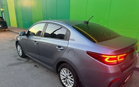 KIA Rio IV, 2018 год, 1 100 000 рублей, 5 фотография