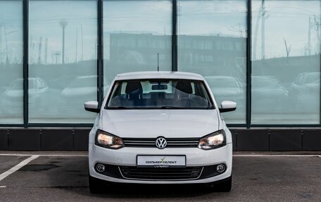Volkswagen Polo VI (EU Market), 2011 год, 650 000 рублей, 3 фотография